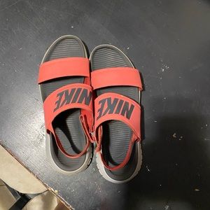 nike sandals